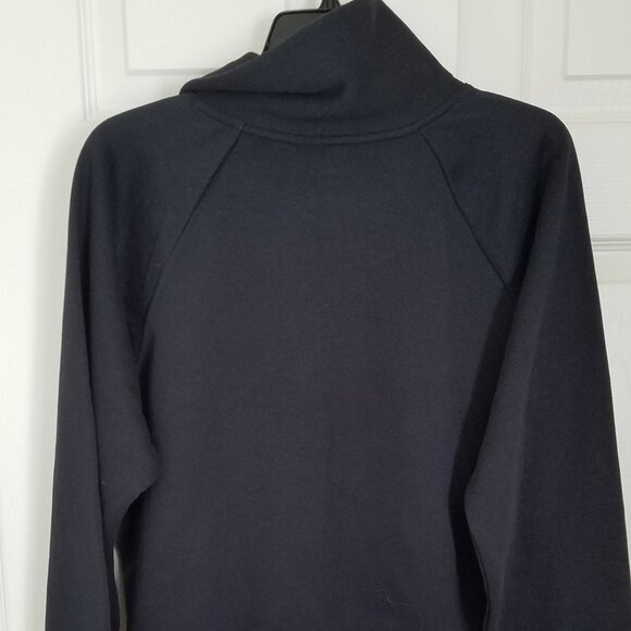 Under Armour Womens Size M  Fleece wrap neck top NWT - Picture 3 of 4
